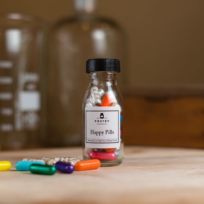 The World&rsquo;s 1st Poetry Pharmacy Cures People&rsquo;s Hearts, Minds, And Souls With Extraordinary Pills