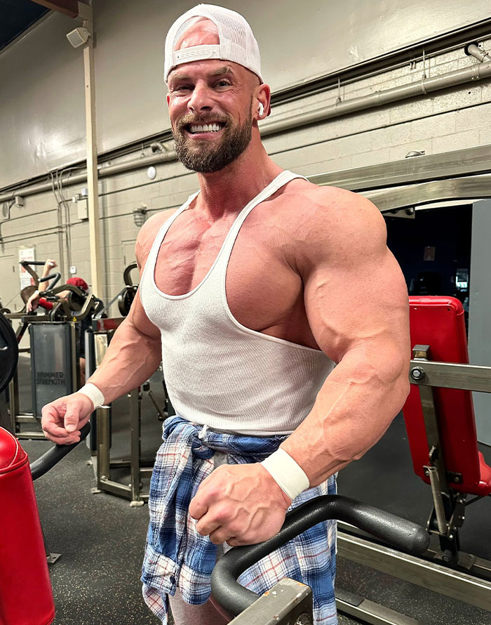 Bodybuilder Joey Swoll Shares Update On Woman “Doing Inappropriate Things” On Gym Equipment Bodybuilder Joey Swoll Shares Update On Woman “Doing Inappropriate Things” On Gym Equipment