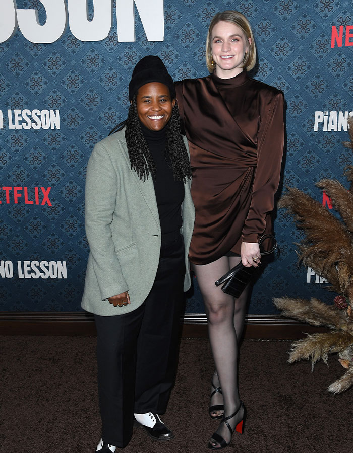 "How Embarrassing": Denzel Washington's Daughter Katia Walks Red Carpet With Wife Towering Over Her "How Embarrassing": Denzel Washington's Daughter Katia Walks Red Carpet With Wife Towering Over Her