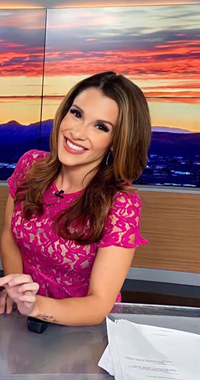 &ldquo;Devastated&rdquo; TV Anchor Breaks Down During Live Broadcast Announcing Young Colleague's Passing