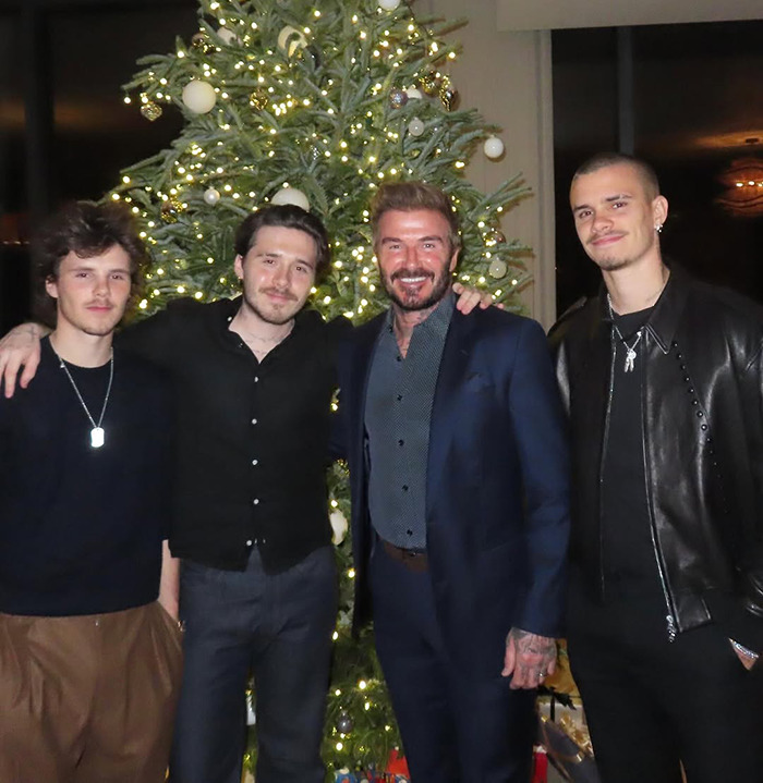 “Why Is Harper Barefoot?”: Harper Beckham Steals Spotlight In Glamorous Family Holiday Photos “Why Is Harper Barefoot?”: Harper Beckham Steals Spotlight In Glamorous Family Holiday Photos