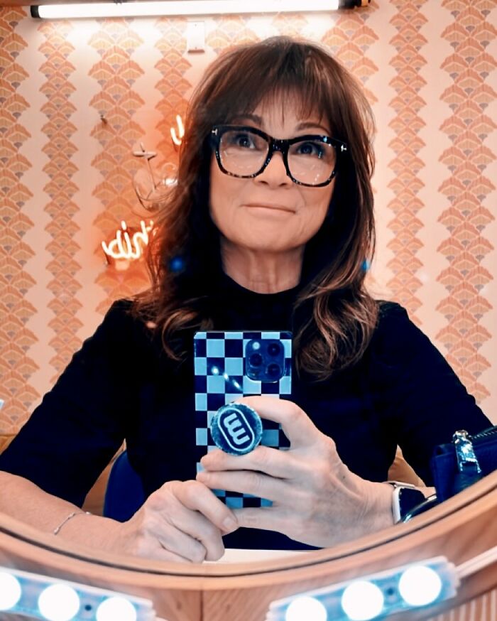 Valerie Bertinelli Claps Back At Critics Who &ldquo;Sit In Judgment&rdquo; Of Her Bikini Selfie