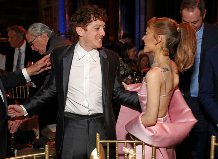 Ariana Grande And Ethan Slater&rsquo;s &ldquo;Wicked&rdquo; Romance: Complete Relationship Timeline