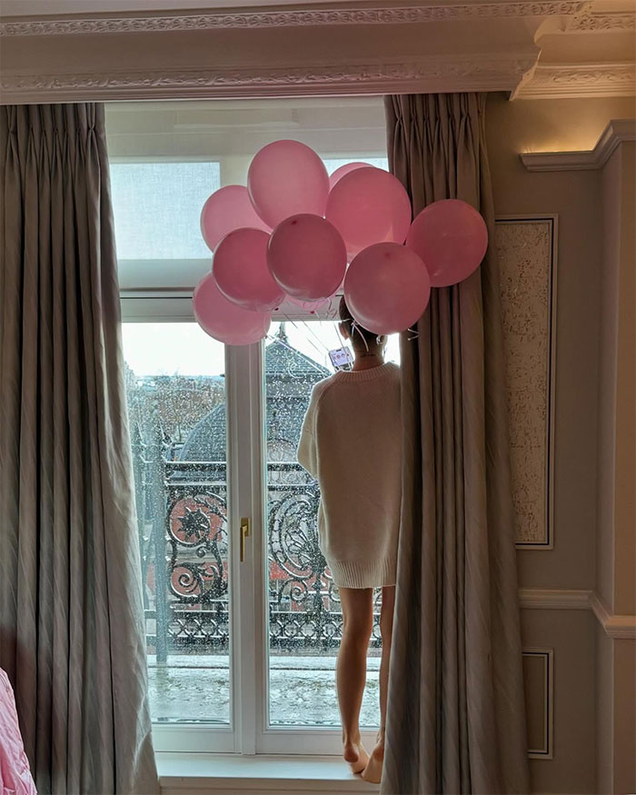 Ariana Grande And Ethan Slater&rsquo;s &ldquo;Wicked&rdquo; Romance: Complete Relationship Timeline