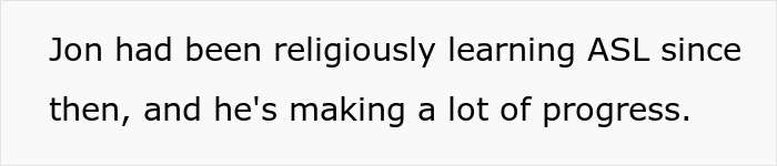 Woman Confused After Boyfriend Learns ASL For Her Deaf Brother, But Friends Say It’s Creepy Woman Confused After Boyfriend Learns ASL For Her Deaf Brother, But Friends Say It’s Creepy