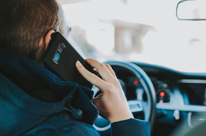 20 Personas comparten historias de cuando sus malas decisiones cambiaron el curso de sus vidas