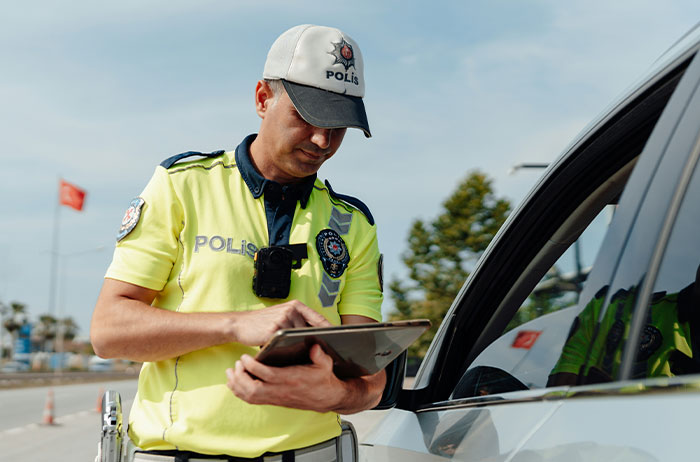 20 Personas comparten historias de cuando sus malas decisiones cambiaron el curso de sus vidas