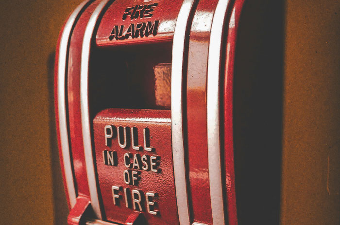 20 Personas comparten historias de cuando sus malas decisiones cambiaron el curso de sus vidas