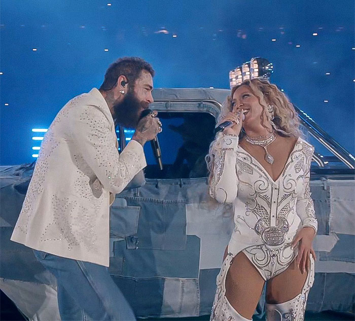 &ldquo;Can I Get A Refund?&rdquo;: Beyonc&eacute;&rsquo;s NFL Halftime Show Leaves Fans Furious