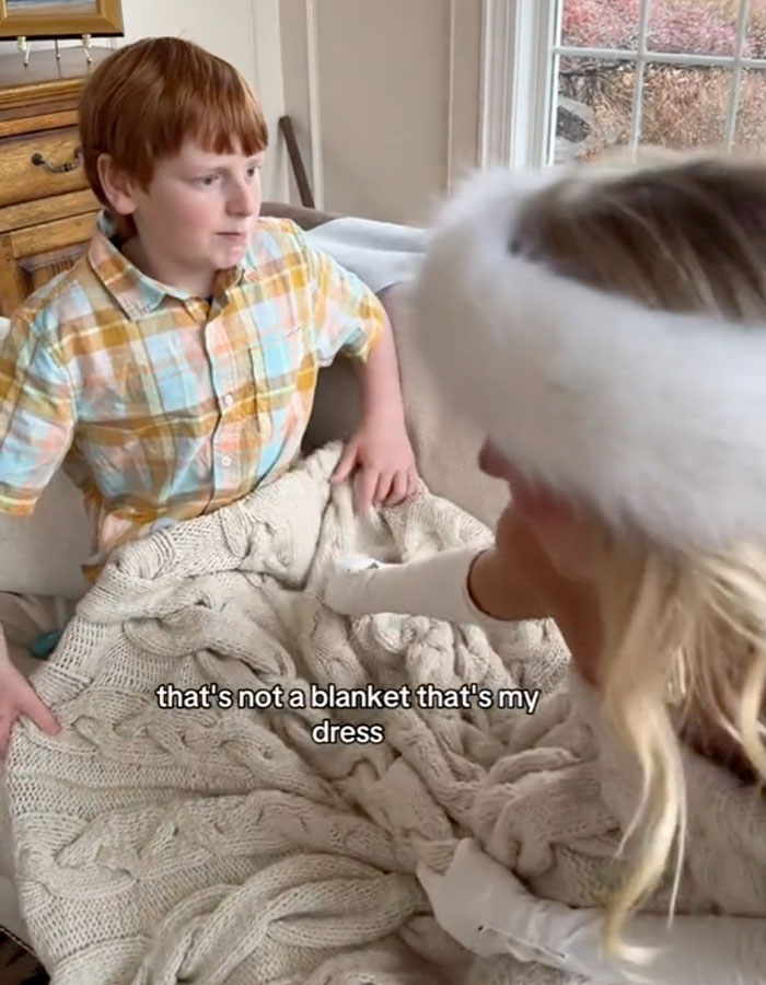 Influencer Slammed For Wearing An Extravagant $9,000 &ldquo;Blanket&rdquo; Dress To Thanksgiving Dinner