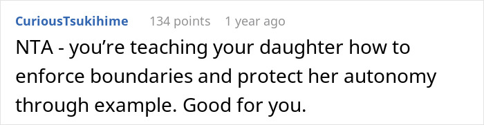 Online comment praising a mom for teaching her daughter about boundaries and autonomy. Online comment praising a mom for teaching her daughter about boundaries and autonomy.