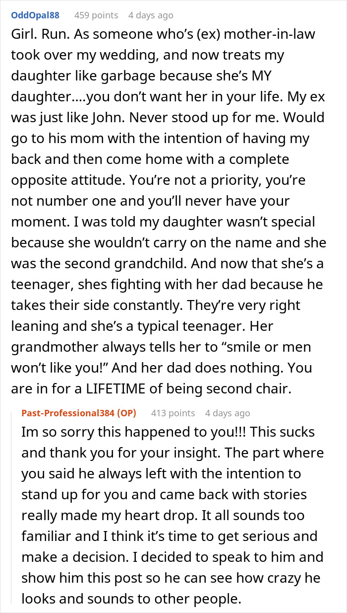 Screenshot of Reddit comments discussing a fianc&eacute;'s request not to wear a white wedding dress for his mom's comfort.