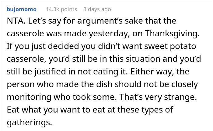 Reddit comment discussing reasons for not eating Thanksgiving dish.