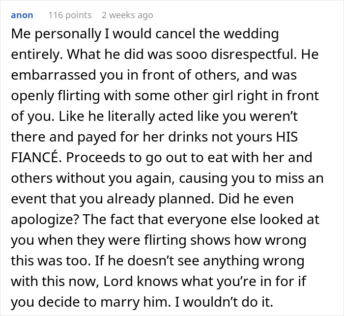 Text discussion about fianc&eacute;'s touchy behavior and gaslighting in a relationship.