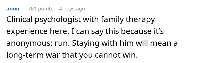 Text exchange discussing fianc&eacute;'s wedding dress request for mom's comfort.