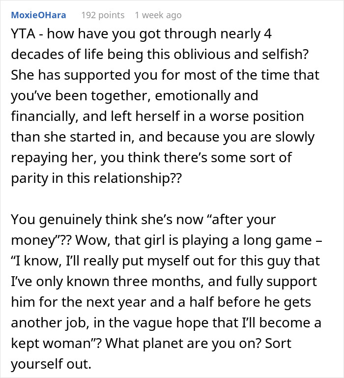 Text discussing a woman leaving her boyfriend due to a lack of self-awareness after supporting him financially. Text discussing a woman leaving her boyfriend due to a lack of self-awareness after supporting him financially.