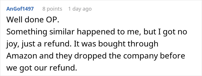 Reddit comment discussing a similar experience with a stuck delivery and a refund.