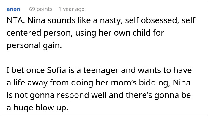 Text exchange criticizing Nina's parenting and predicting future conflicts. Keywords: critiques, wife's and baby's looks.