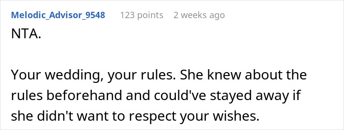 Reddit comment discussing a woman who reinvites her cousin to her wedding, emphasizing wedding rules and respecting wishes.