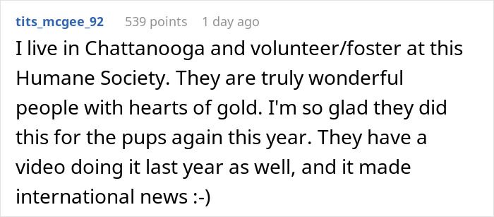 Text about a volunteer praising a Humane Society's work for dogs.