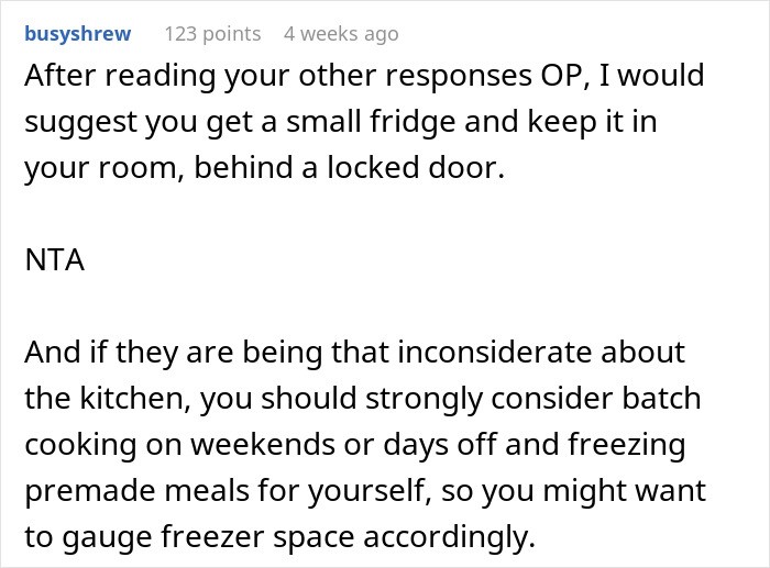 Comment offers advice on difficult living situation with a girlfriend who moved in, suggesting a small fridge and batch cooking.