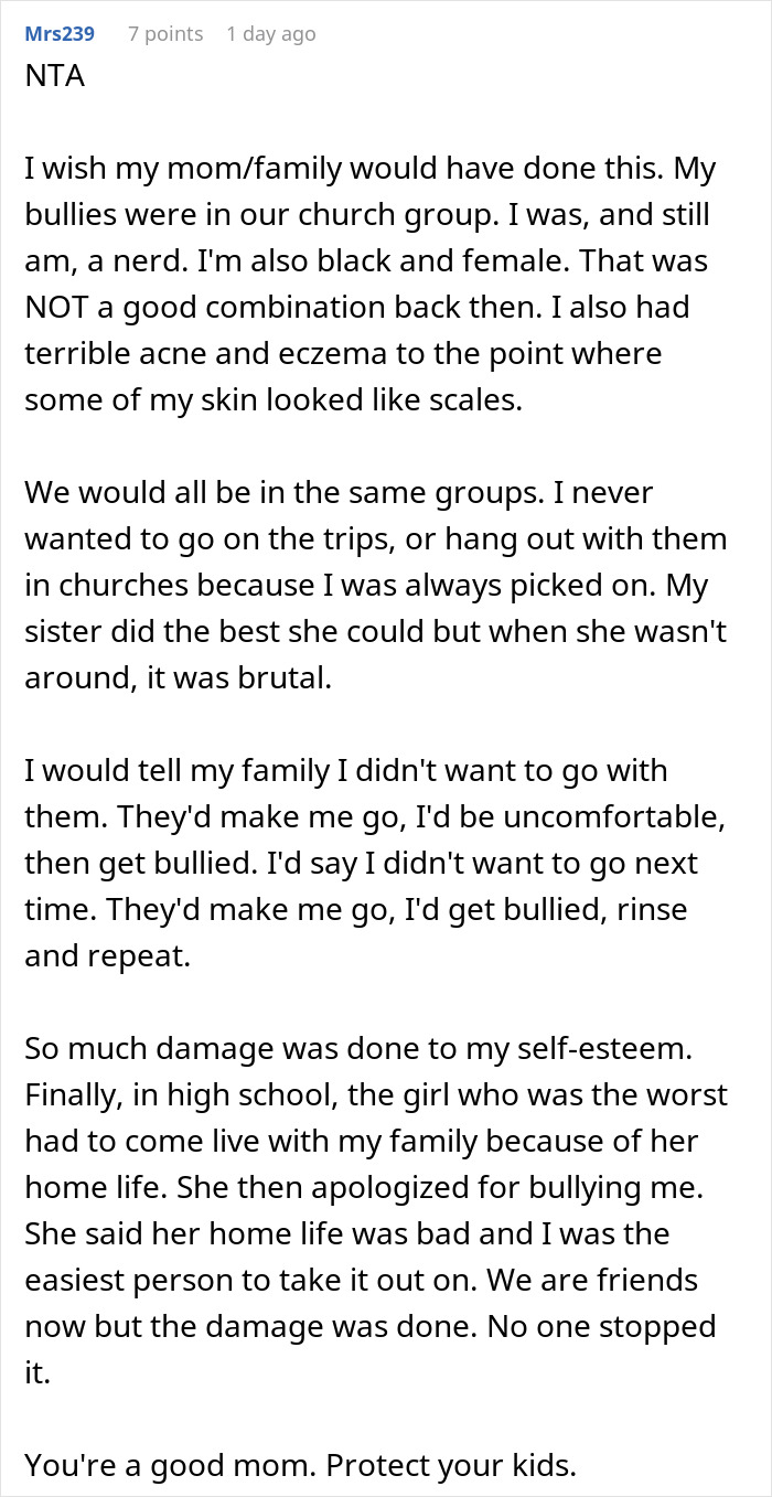 Reddit comment discussing family conflict, bullying experiences, and decisions about a sister's wedding invite.