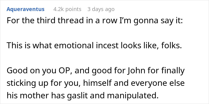 Reddit comment addressing emotional dynamics in family related to wedding attire.