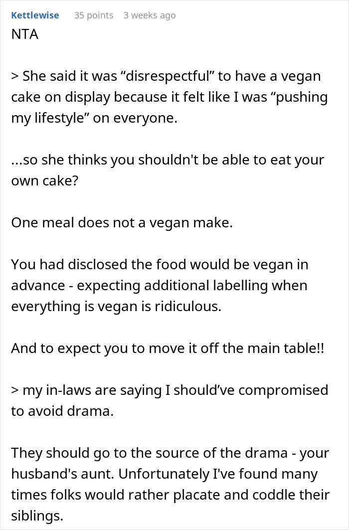 Text post discussing a guest's demand to label or remove a vegan wedding cake.