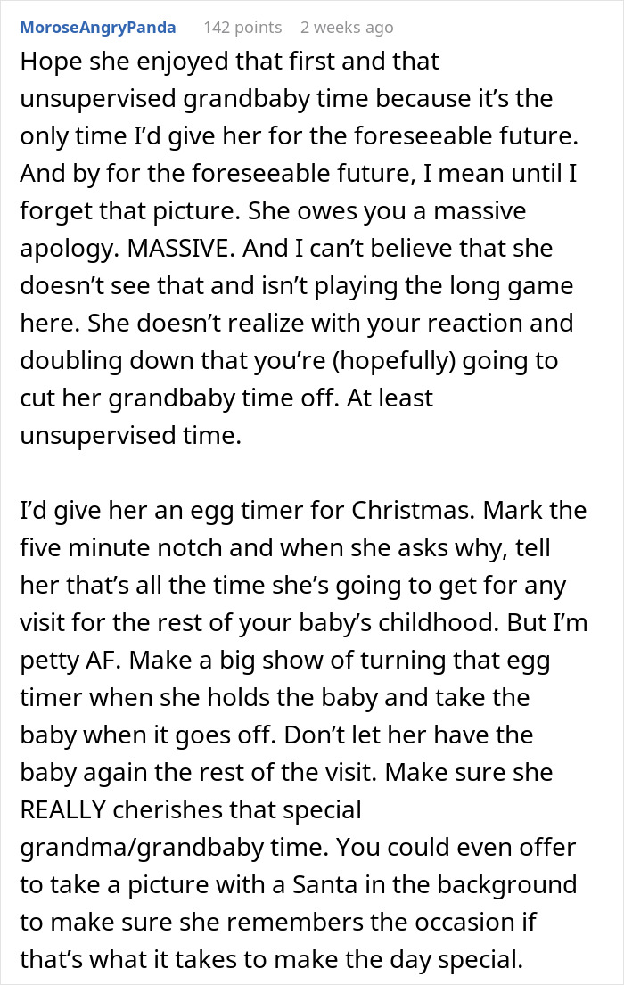 Text post discussing a new mom feeling manipulated after missing one of her baby's firsts. Text post discussing a new mom feeling manipulated after missing one of her baby's firsts.