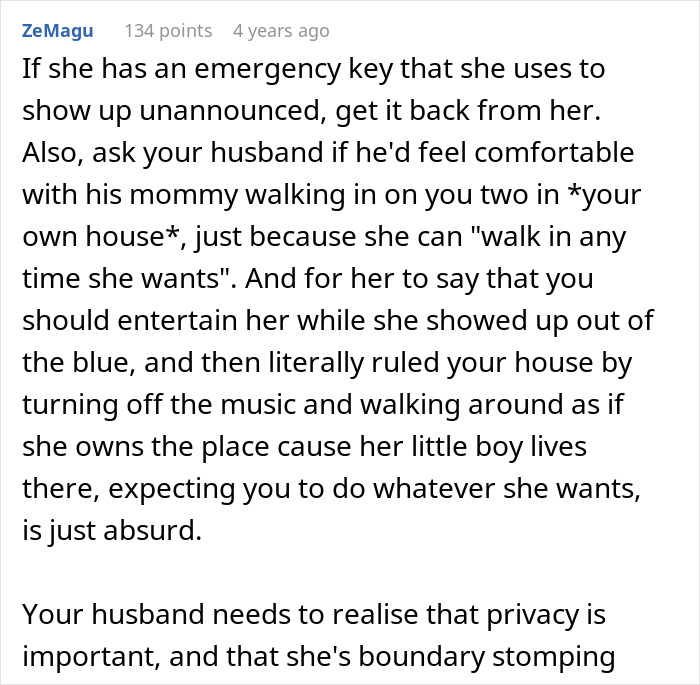 Text exchange discussing MIL visiting unannounced and the need for setting boundaries.