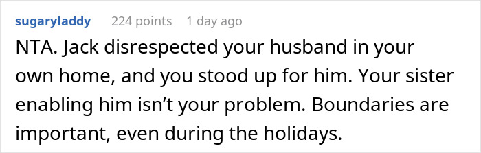 Comment screenshot discussing sister declining sibling's boyfriend for Xmas dinner due to disrespect.