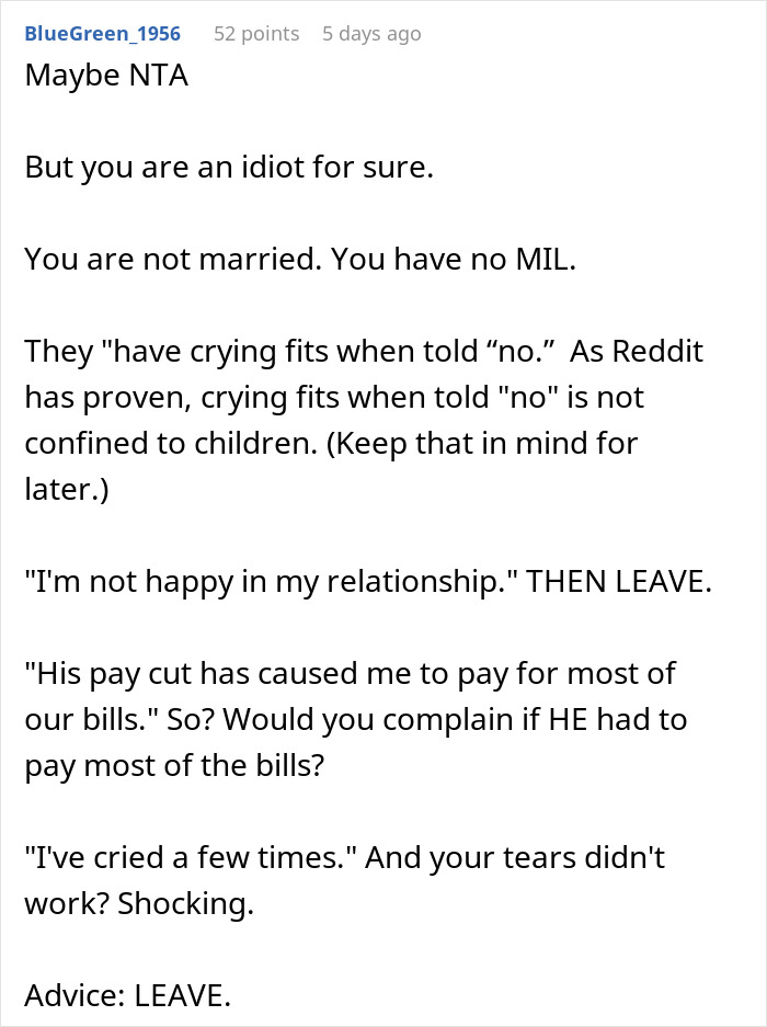 Comment discussing toxic sister's behavior and relationship issues on Reddit. Comment discussing toxic sister's behavior and relationship issues on Reddit.