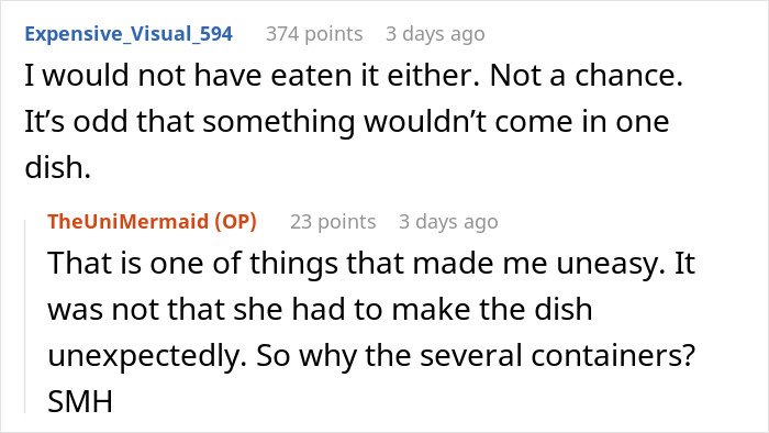 Reddit comments discussing suspicions about Thanksgiving dish freshness.