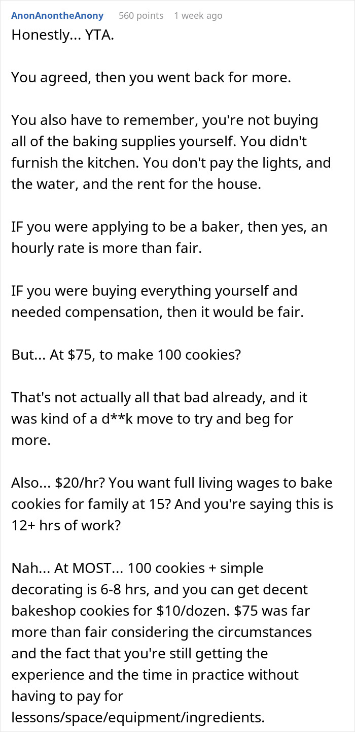 Reddit comment discussing fair payment and effort involved in baking 100 Christmas cookies. Reddit comment discussing fair payment and effort involved in baking 100 Christmas cookies.