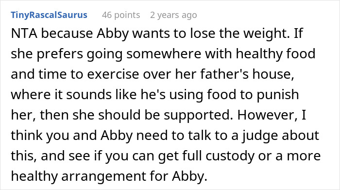 Text comment discussing a father feeding a daughter unhealthy food and a mother's wish for a healthier arrangement for her. Text comment discussing a father feeding a daughter unhealthy food and a mother's wish for a healthier arrangement for her.