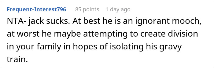 Reddit comment criticizing sister's sibling's boyfriend for Christmas dinner behavior.