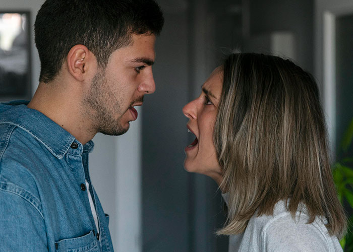 25 comentarios impactantes que cambiaron por completo la forma en la que la gente veía a su pareja