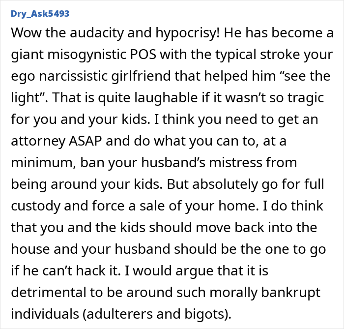 Reddit comment discussing a husband's hypocrisy regarding the gay aunt situation.