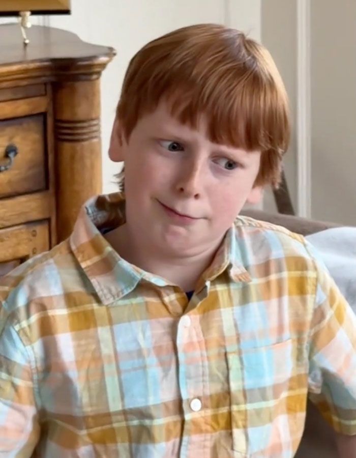 Influencer Slammed For Wearing An Extravagant $9,000 &ldquo;Blanket&rdquo; Dress To Thanksgiving Dinner