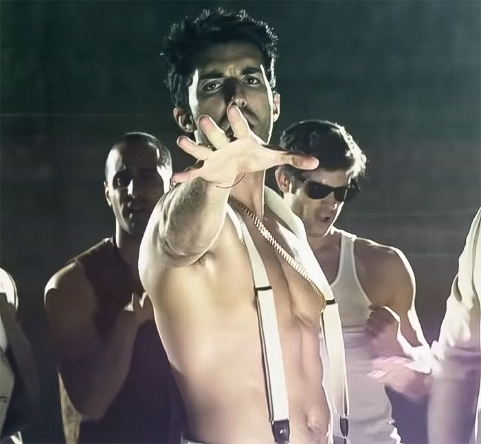 &ldquo;He&rsquo;s A Creep&rdquo;: Justin Baldoni&rsquo;s 27-Minute Proposal Video Being Branded As A Massive &ldquo;Red Flag&rdquo;