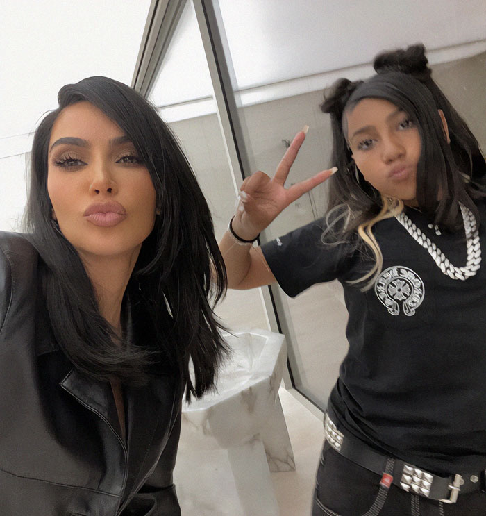 &ldquo;Looks Like She&rsquo;s In Her 20s&hellip; Not 11&rdquo;: Internet Slams North West&rsquo;s &ldquo;Inappropriate&rdquo; Holiday Outfit