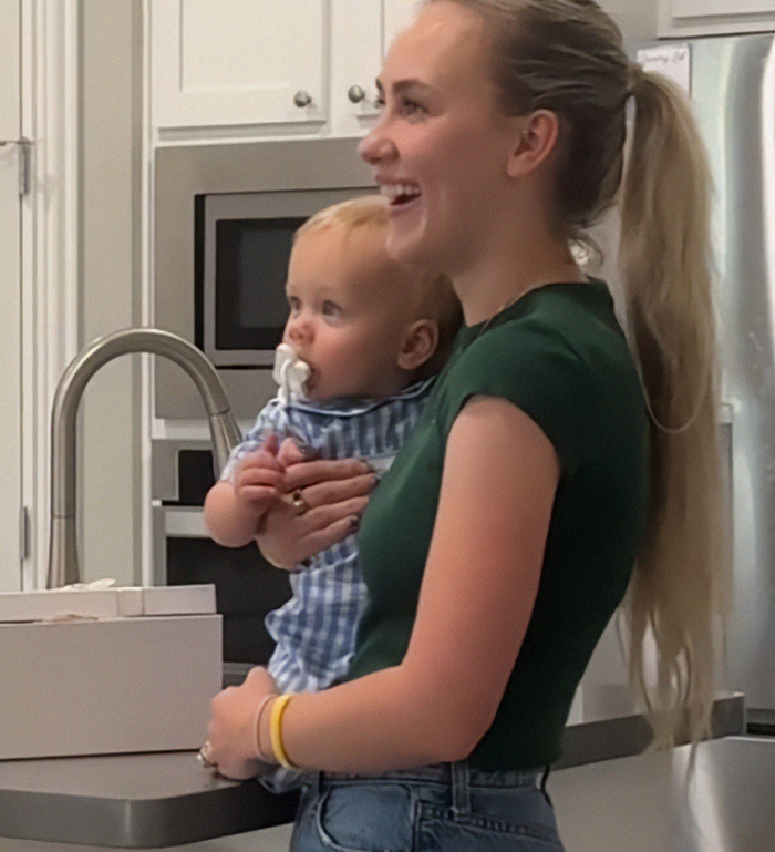 Husband&rsquo;s Reaction To Pregnancy Surprise Has Internet Talking: &ldquo;An Incredibly Hard Watch&rdquo;