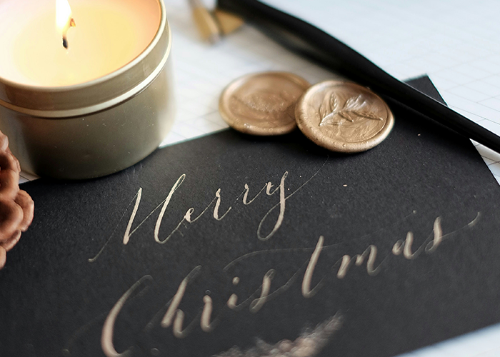 Man Doesn’t Understand Why Wife Doesn’t Send Family Christmas Cards, Gets A Reality Check Man Doesn’t Understand Why Wife Doesn’t Send Family Christmas Cards, Gets A Reality Check