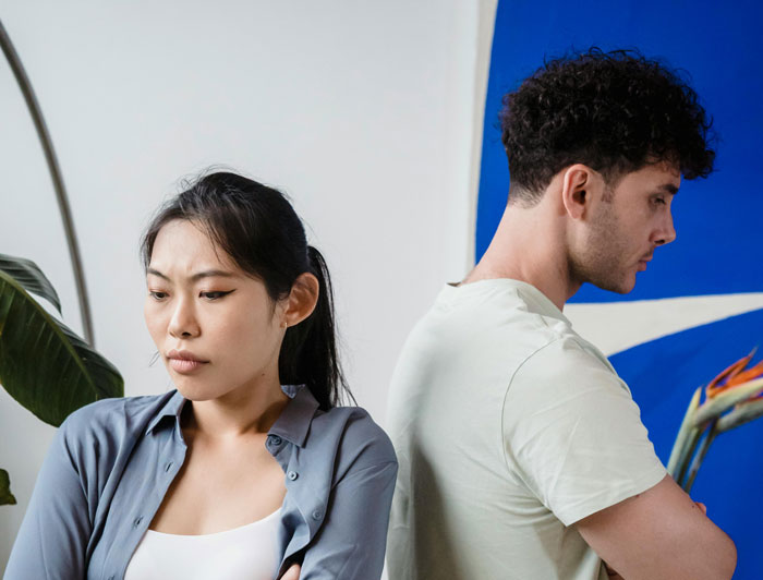 “You're Actually Miserable”: Woman Says Excessively Posting Partner Online Isn’t A Good Sign “You're Actually Miserable”: Woman Says Excessively Posting Partner Online Isn’t A Good Sign