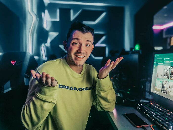 Someone Asks Men Online What Typically “Masculine” Thing They’re 100% Not Into, Gets 30 Replies