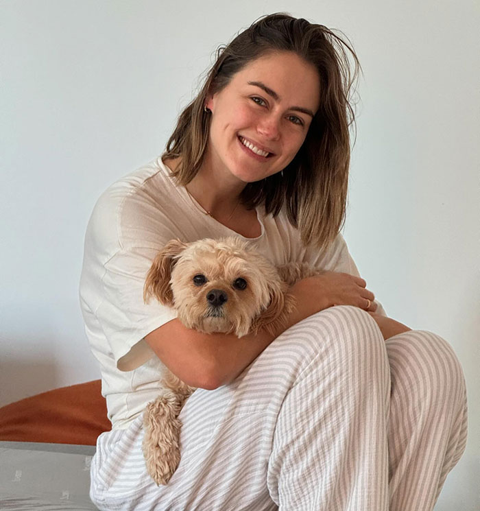 Pregnant Mom Shamed For Wearing Bikini In Front Of Her 3YO Fires Back At Critics Pregnant Mom Shamed For Wearing Bikini In Front Of Her 3YO Fires Back At Critics