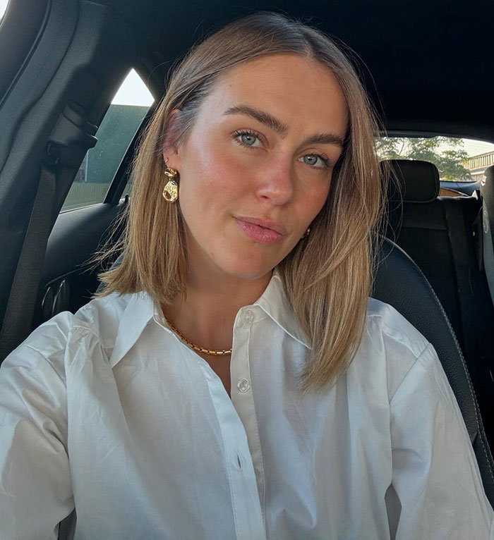 Pregnant Mom Shamed For Wearing Bikini In Front Of Her 3YO Fires Back At Critics Pregnant Mom Shamed For Wearing Bikini In Front Of Her 3YO Fires Back At Critics