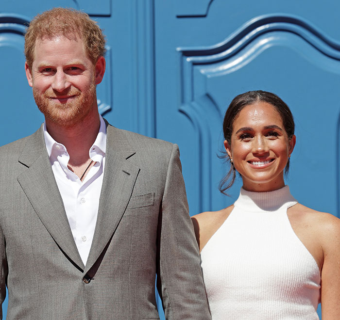 &ldquo;No Way Those Kids Are Theirs&rdquo;: Outrage After Harry And Meghan Share Pic Of Kids In Holiday Card