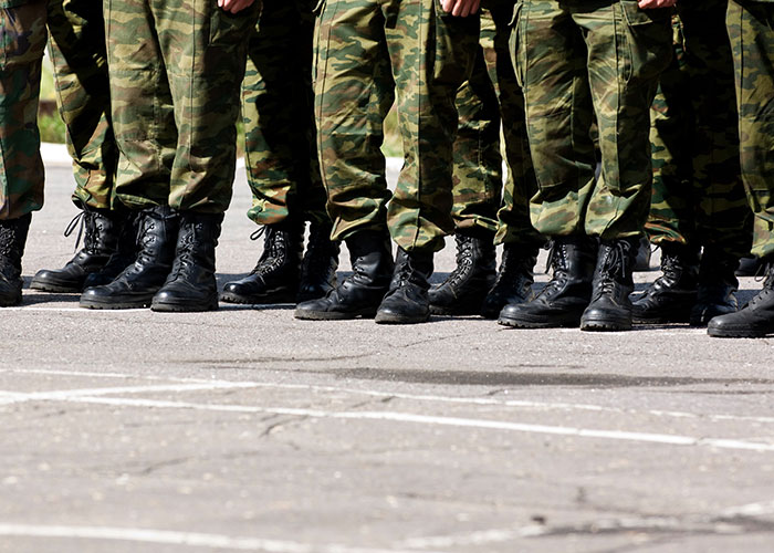 27 Disturbing, Bizarre, And Wholesome Things People Discovered About Partners Only After Marriage