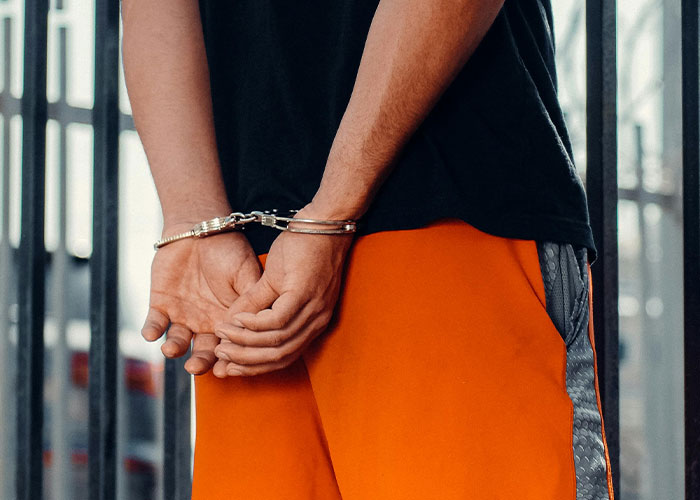 30 Disturbing, Bizarre, And Wholesome Things People Discovered About Partners Only After Marriage